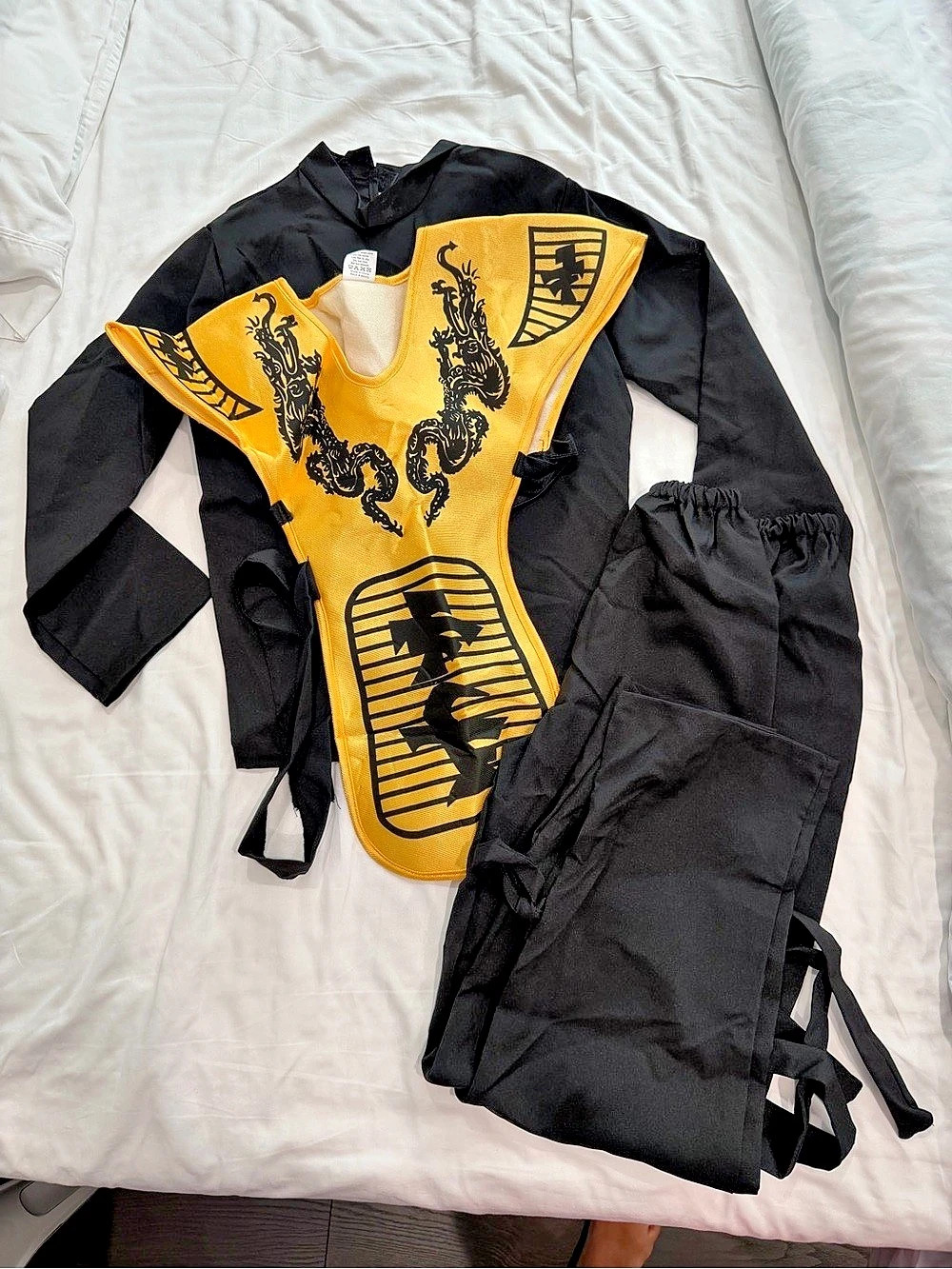 Dress Up America Deluxe Ninja Costume Black & Gold sz 11-12